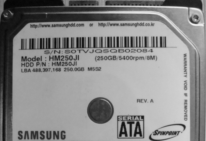 三星2.5英寸250GB硬盘的盘标