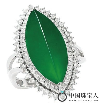 天然满绿翡翠马眼形戒指（成交价：80,500人民币
）