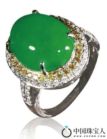 冰种满绿翡翠镶钻戒指
