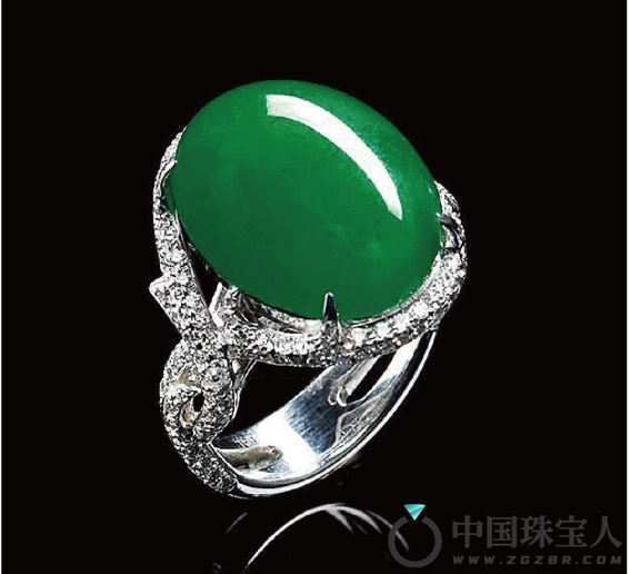 现代翡翠戒指（成交价：402,500人民币
）