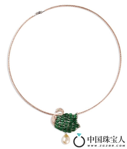 老坑绿翡翠珍珠“天鹅”项圈 （兼胸针）（成交价：78,400人民币
）
