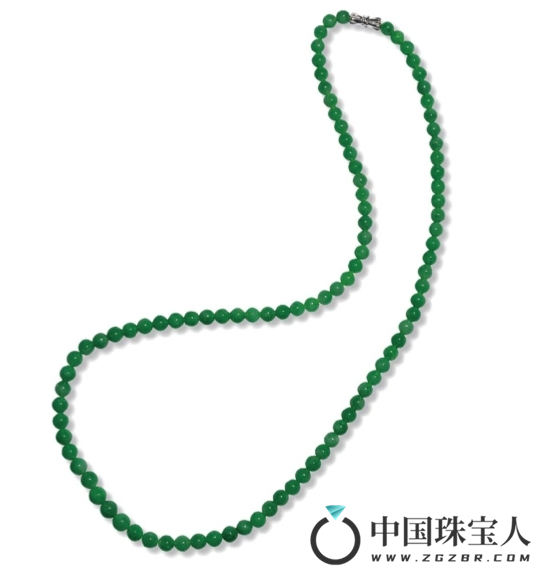 天然翡翠珠链（成交价：43,700人民币
）