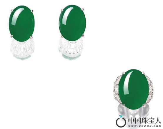 天然翡翠配钻石戒指及耳环套装（成交价：2,950,000港币
）