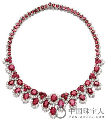 宝格丽红宝石配钻石项链（成交价：341,000瑞士法郎）