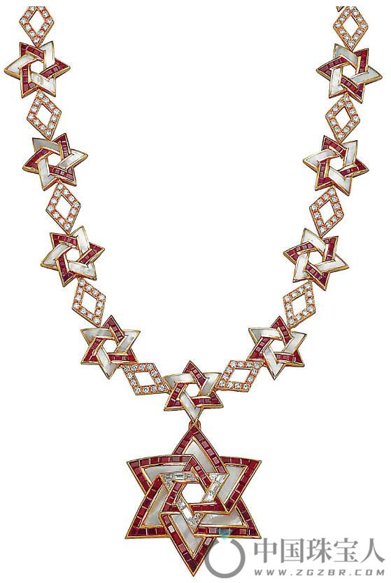 Faraone 红宝石配珍珠母及钻石项链（成交价：30,000瑞士法郎）