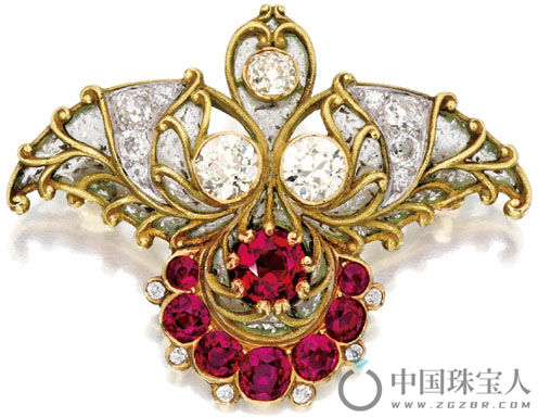 Marcus & Co. 红宝石配钻石、镂花珐琅彩及18K金胸针（成交价：32,500美金）
