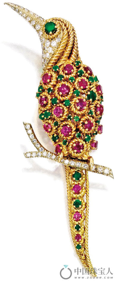 梵克雅宝红宝石配绿宝石及钻石18K金胸针（成交价：50,000美金）