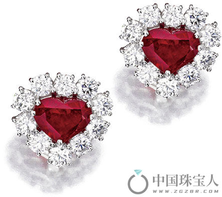 格拉芙红宝石配钻石铂金耳环（成交价：118,750美金）
