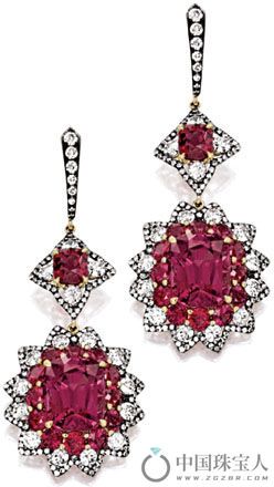 红色尖晶石配钻石耳环（成交价：437,500港币）