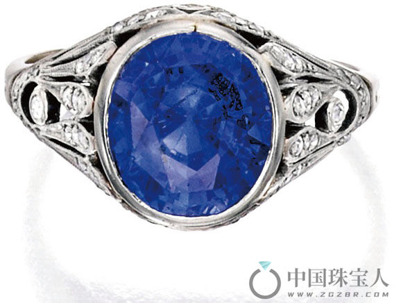 蓝宝石配钻石银镀金戒指（成交价：8,750美金）