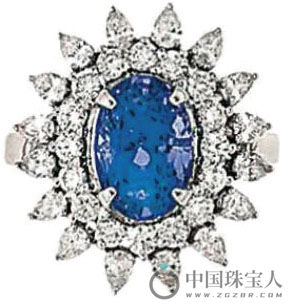 蓝宝石配钻石戒指（成交价：6,250英镑）