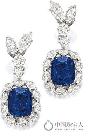 珍稀的蓝宝石配钻石耳环（成交价：9,400,000港币）