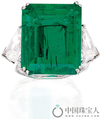 绿宝石配钻石铂金戒指