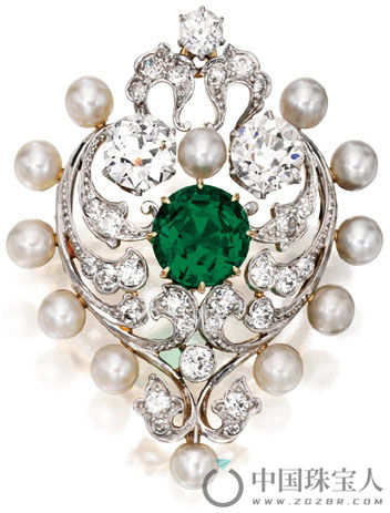 Marcus & Co. 绿宝石配珍珠及钻石金、铂金胸针（成交价：179,000美金）