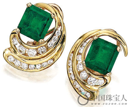 绿宝石配钻石金耳环（成交价：21,250美金）