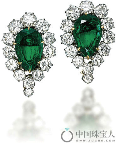 梵克雅宝绿宝石配钻石耳环（成交价：56,250瑞士法郎）