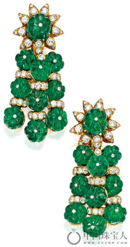 梵克雅宝绿宝石配钻石18K金吊耳环（成交价：68,750美金）