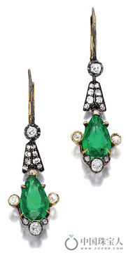 绿宝石配钻石耳环（成交价：15,000美金）