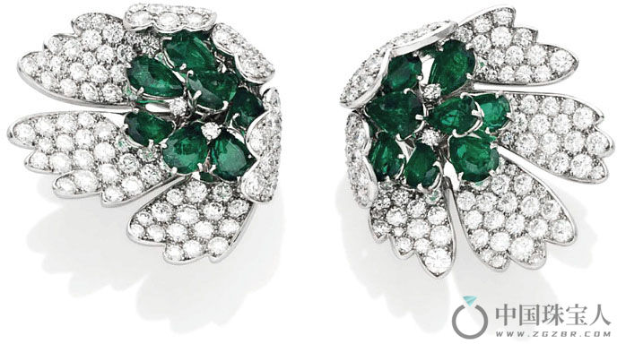 绿宝石配钻石耳环（成交价：18,750欧元）