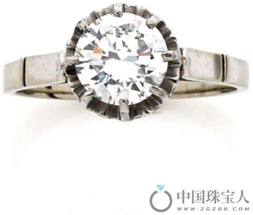 钻石铂金戒指（成交价：5,460欧元）