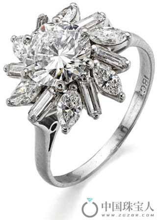 钻石戒指（成交价：6,625英镑）