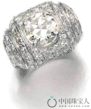 钻石戒指（成交价：5,250英镑）