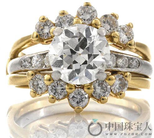 钻石戒指及内置钻石戒指（成交价：7,500美金）