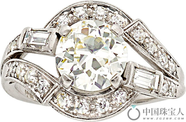 钻石铂金戒指（成交价：5,937.50美金）