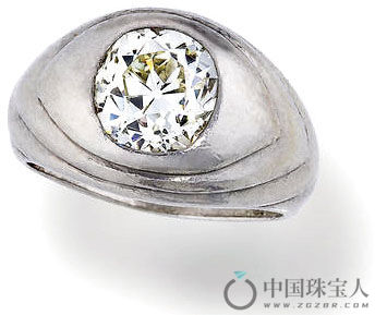 钻石铂金戒指（成交价：11,250美金）