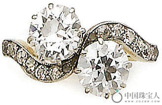 钻石戒指（成交价：5,875英镑）