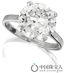 钻石戒指（成交价：17,500英镑）