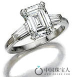 钻石戒指（成交价：32,500美金）