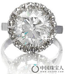 钻石戒指（成交价：20,000英镑）
