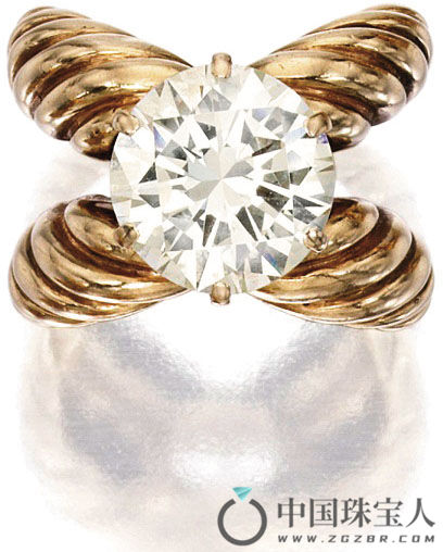 钻石金戒指（成交价：36,250美金）