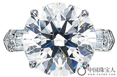 钻石戒指（成交价：11,800,000港币）