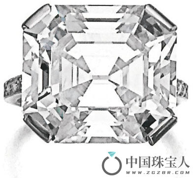 钻石戒指（成交价：365,000瑞士法郎）
