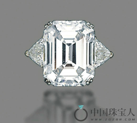 哈利· 温斯顿钻石戒指（成交价：1,445,000瑞士法郎）
