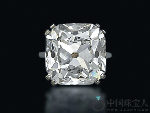 Rajah 钻石戒指（成交价：3,637,000瑞士法郎）