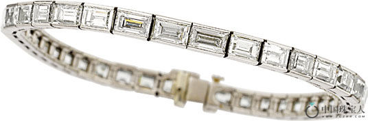 钻石铂金手链（成交价：17,500美金）