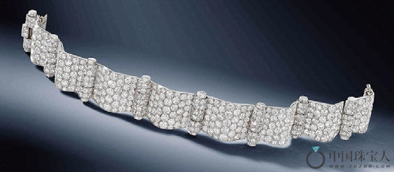 卡地亚装饰艺术风格钻石手链，约制于1930年（成交价：140,500英镑）