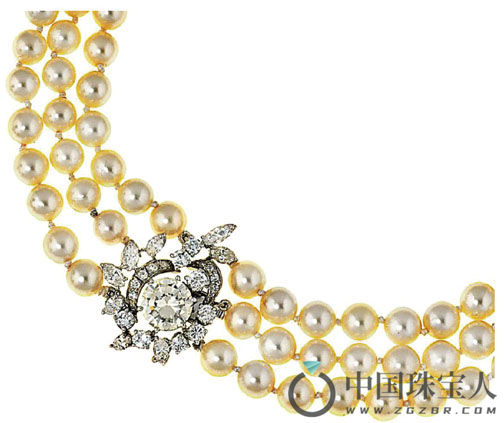 钻石珍珠项链（成交价：6,875英镑）