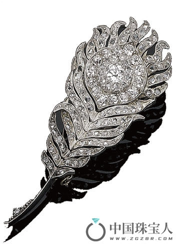钻石孔雀毛胸针，约制于1880年（成交价：4,000英镑）
