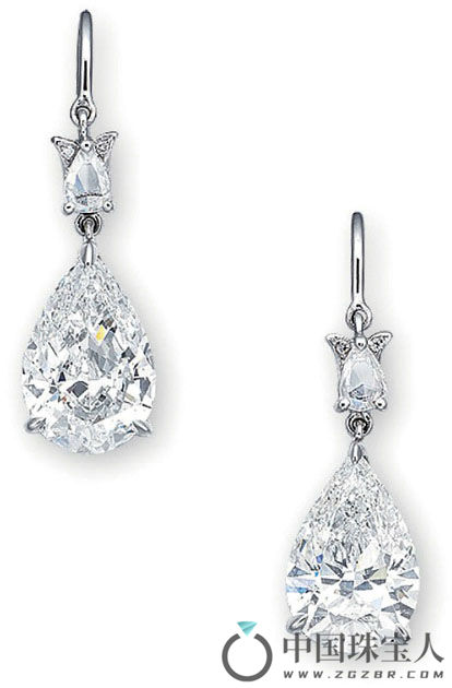 钻石耳环（成交价：775,000港币）