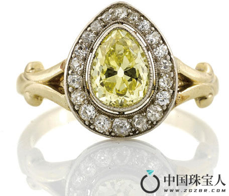 彩钻配钻石戒指（成交价：7,500美金）