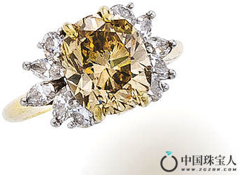 卡地亚彩色钻石及钻石戒指（成交价：16,250美金）