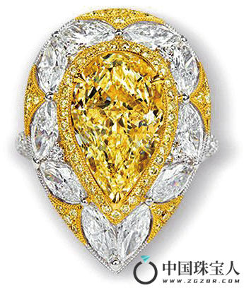淡彩黄色彩钻配钻石戒指
