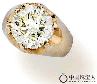 彩色钻石戒指（成交价：93,750美金）