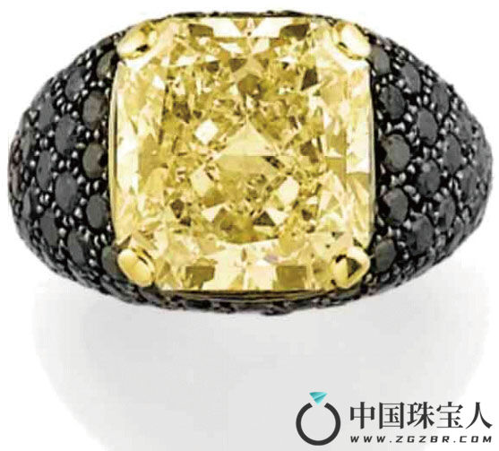 格拉夫彩钻配钻石戒指（成交价：103,500欧元）