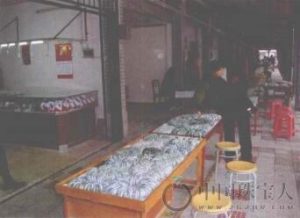 平洲玉器街翡翠手镯批发市场